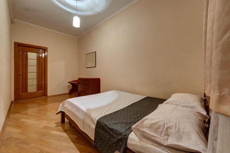 Apartments On Shota Rustaveli Kyjev Exteriér fotografie